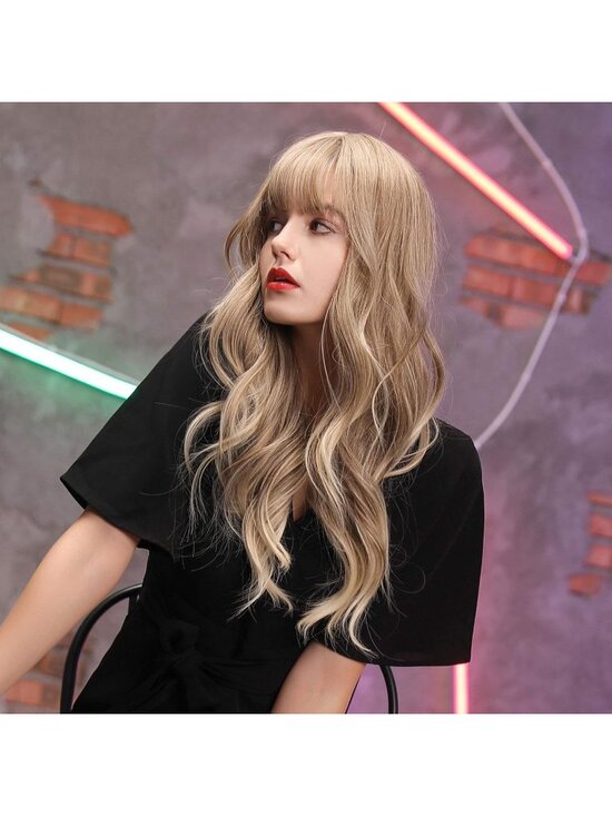 Women\'s Ash Blonde Resistant Long Curly Wavy Synthetic Wig with Bangs Size 26In main image 4